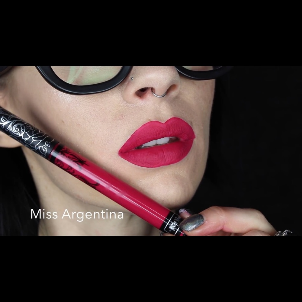 Kat Von D Everlasting Liquid Lipst Miss Argentina - Picture 2 of 5